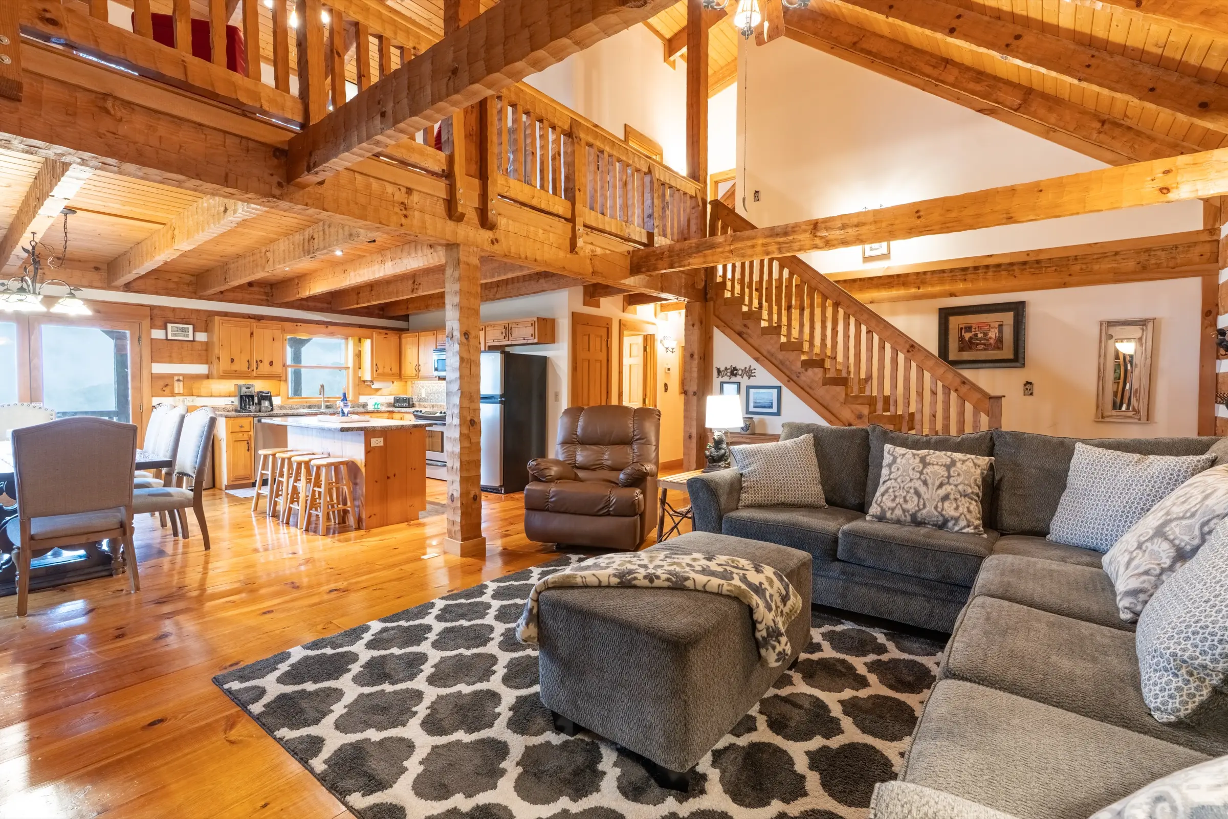 Great room with sectional seating for the whole group